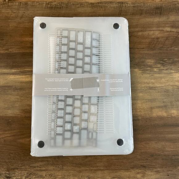 MacBook Air 13” 2010-2017 black/gold foil design hardshell case - Picture 2 of 3